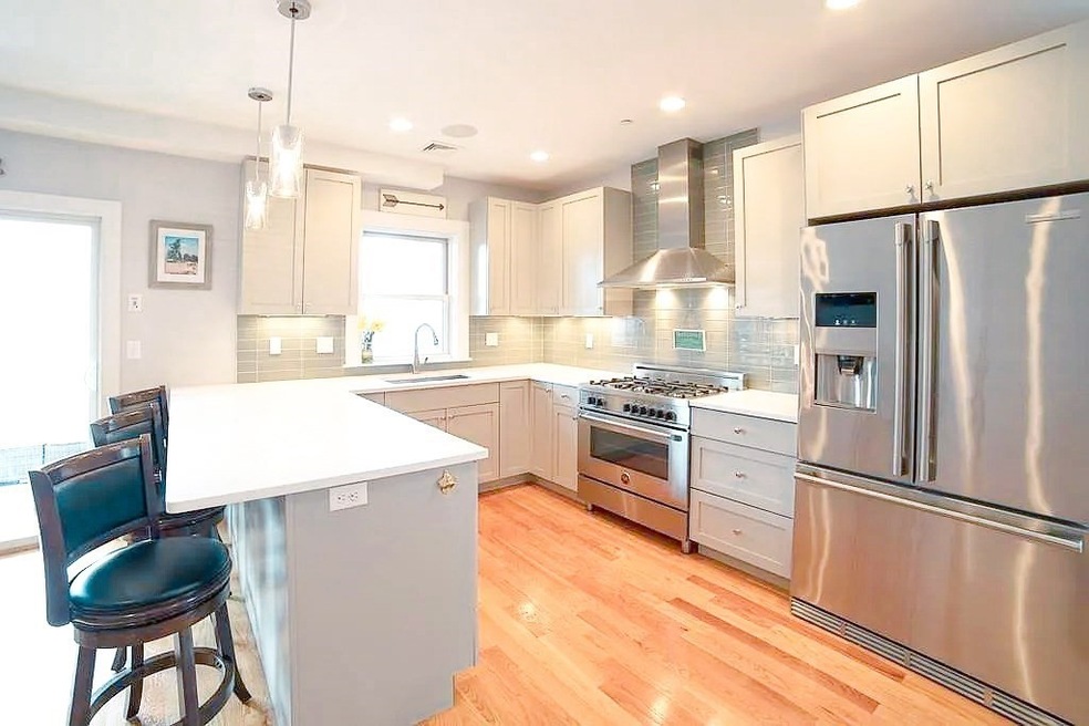 74 F St unit 2, Boston, MA 02127 - photo 1
