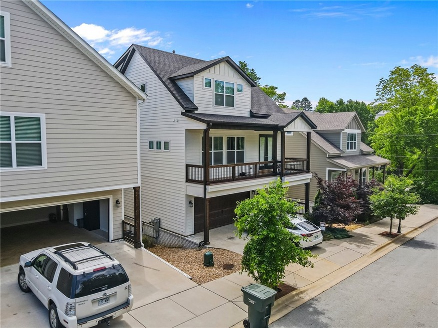 782 Oakland Ave, Fayetteville, AR 72701 - photo 1