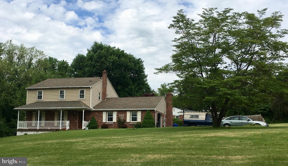 49 Green Creek Ln, Glen Mills, PA 19342 - photo 1