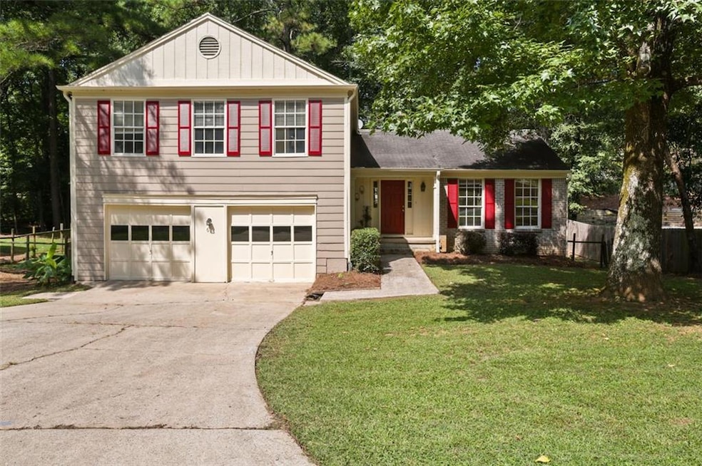 615 Barrington Way, Roswell, GA 30076 - photo 1