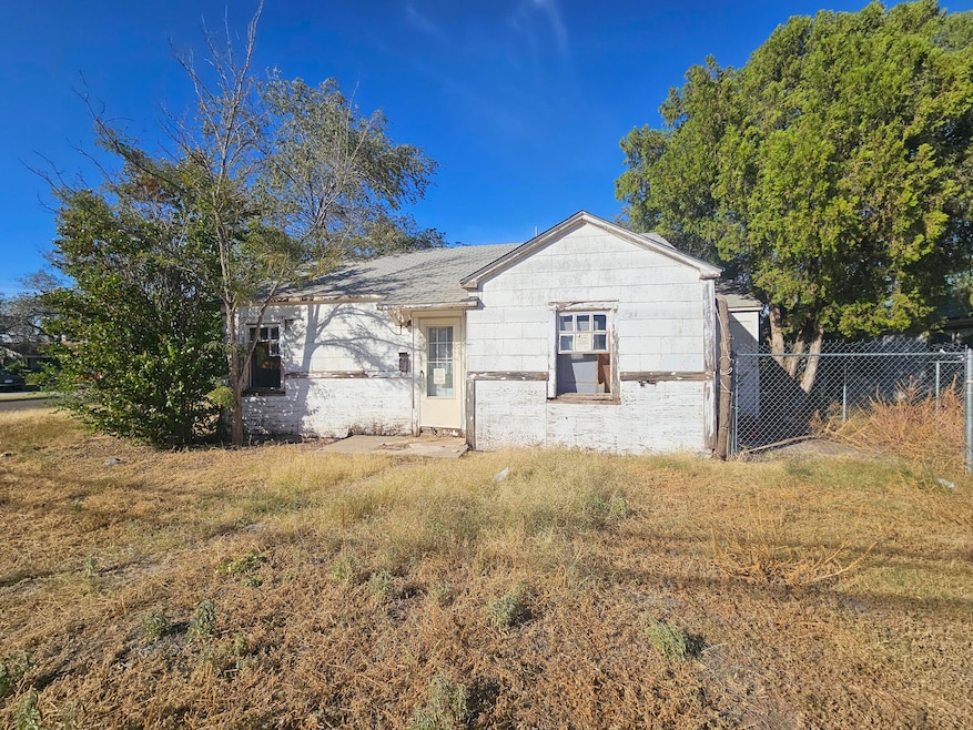 1514 18th St, Lubbock, TX 79401 - photo 1