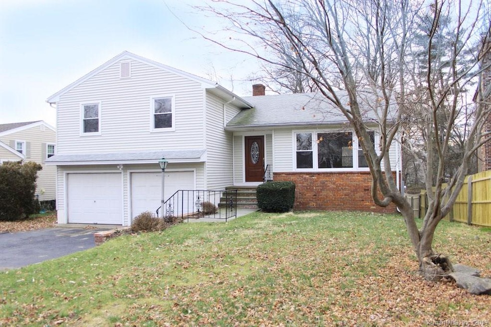 76 Walter Ave, Norwalk, CT 06851 - photo 1