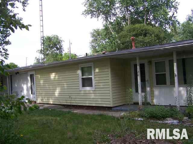 720 Bryan Ave, Lincoln, IL 62656 - photo 1