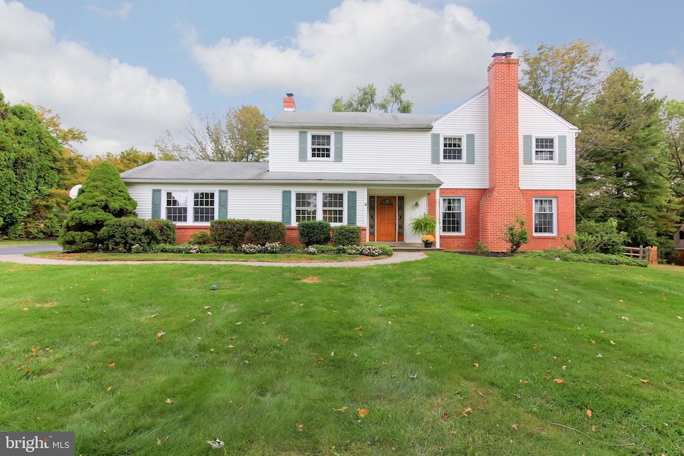 86 Todmorden Dr, Rose Valley, PA 19086 - photo 1