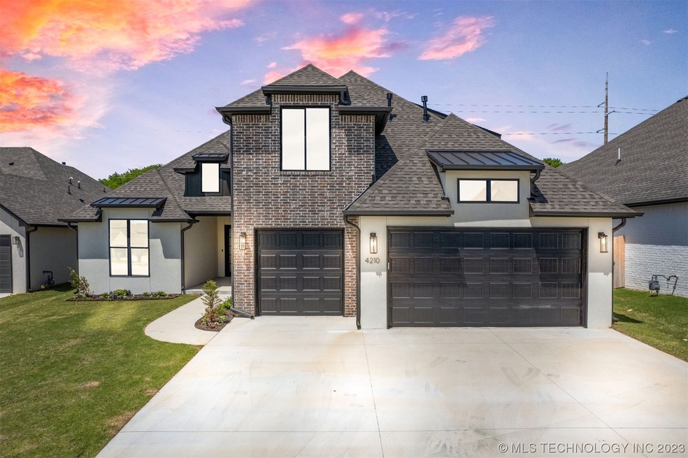 4210 W Tucson Place, Broken Arrow, OK 74011 - photo 1