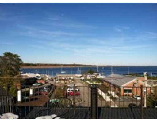 94 Water St unit 4, Newburyport, MA 01950 - photo 1