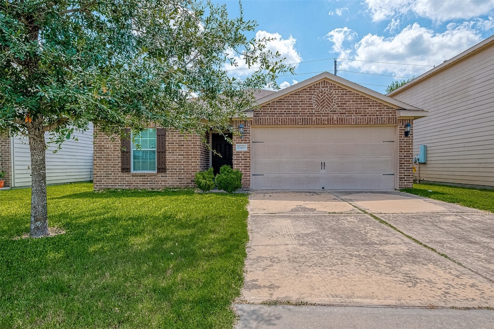 17426 Cedar Rock Dr, Hockley, TX 77447 - photo 1