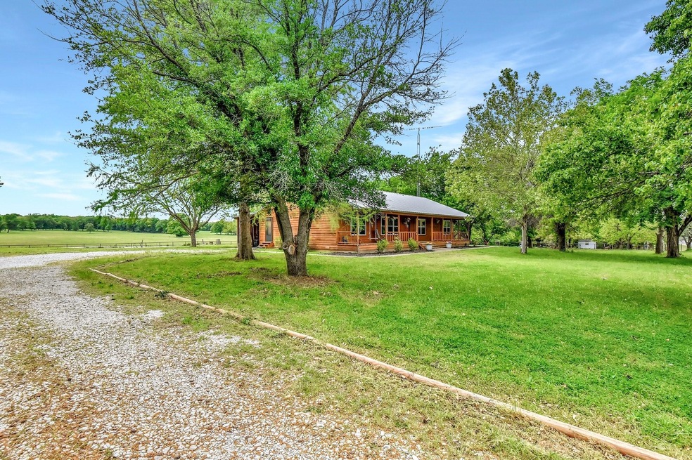 25801 Fm 901, Whitesboro, TX 76273 - photo 1