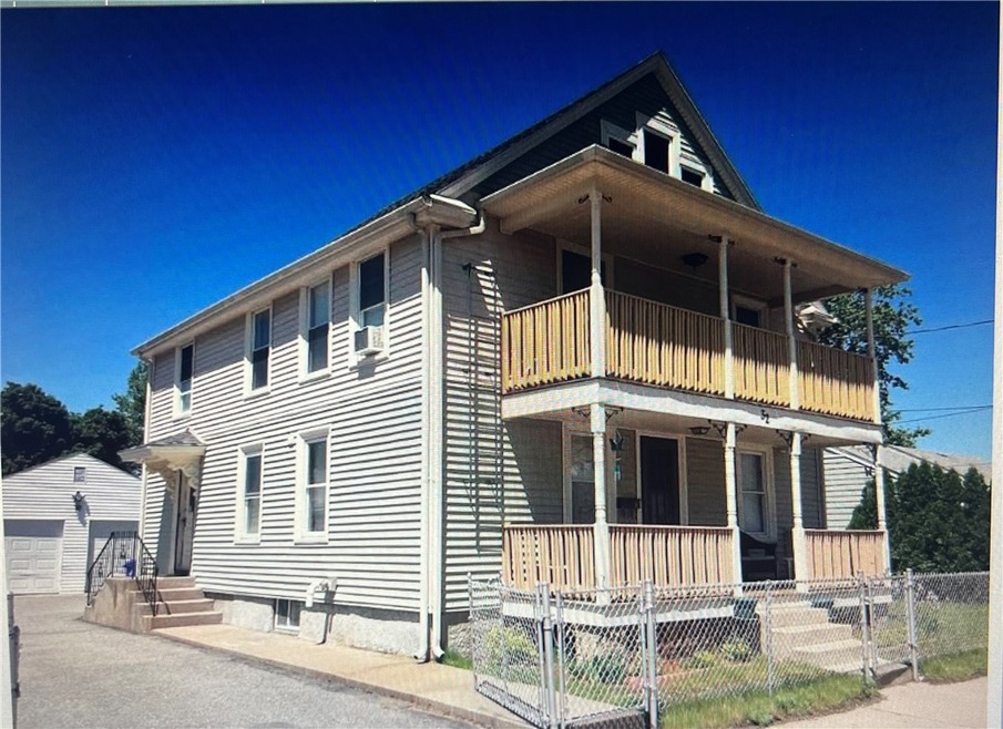 32 Dawson St, Pawtucket, RI 02861 - photo 1