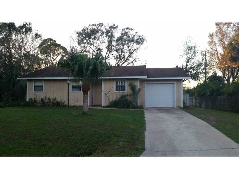 1811 Aires St, Sebastian, FL 32958 - photo 1