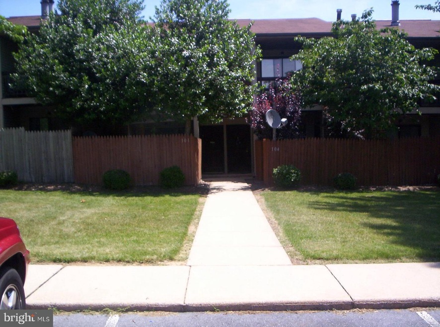 6 Lancaster Estate unit 6, Mount Joy, PA 17552 - photo 1