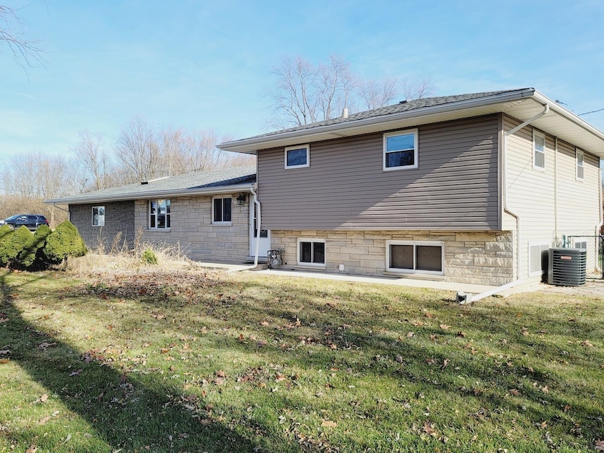 10S231 Plainfield-Naperville Rd, Naperville, IL 60564 - photo 1