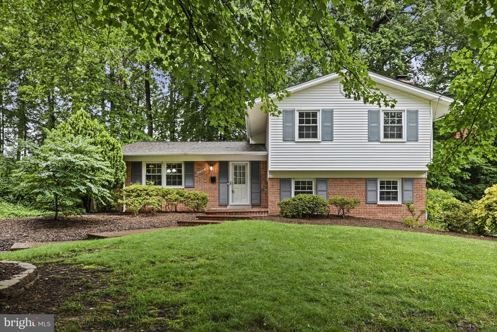 Under Contract $775,000