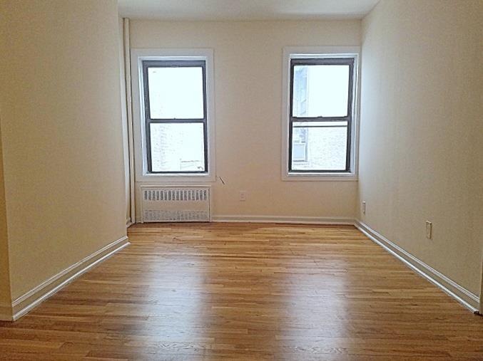 unlisted-address, New York, NY 10018 - photo 1