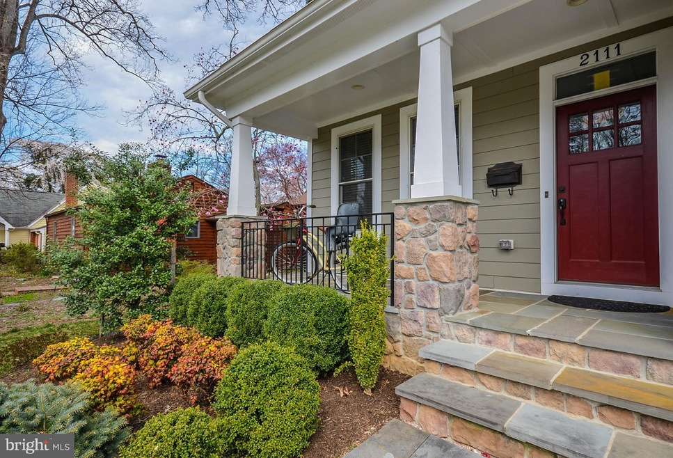 2111 Grayson Place, Falls Church, VA 22043 - photo 1