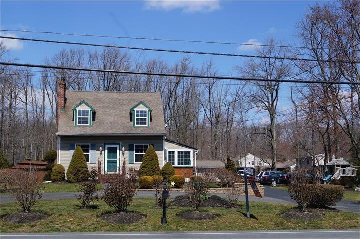 946 Naamans Creek Rd, Garnet Valley, PA 19060 - photo 1