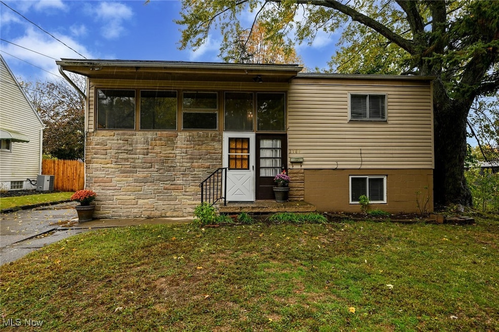 2784 Conway St, Akron, OH 44314 - photo 1