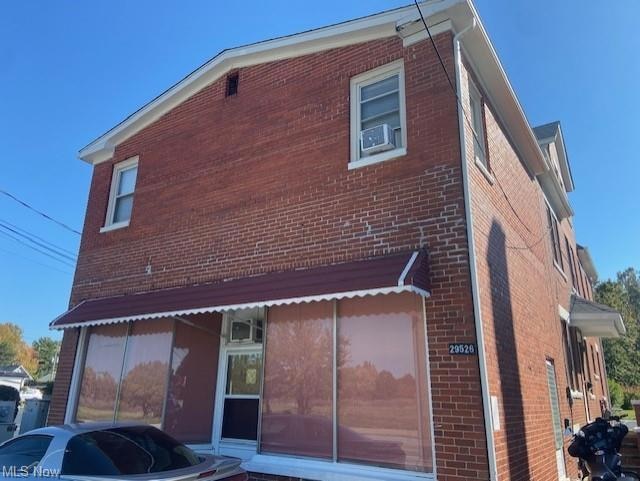 29526 Euclid Ave unit 4, Wickliffe, OH 44092 - photo 1