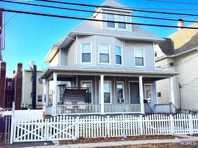 399 Chestnut St unit 2, Kearny, NJ 07032 - photo 1