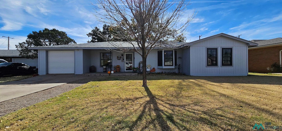 113 E Christopher Dr, Clovis, NM 88101 - photo 1