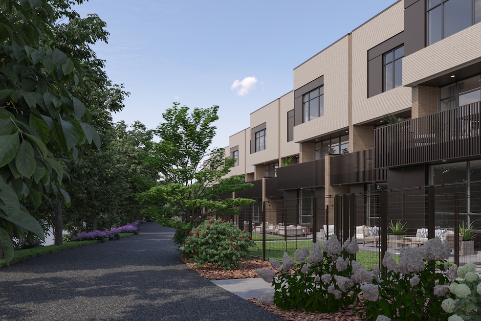 2235 W Oakdale Ave unit 21-B, Chicago, IL 60618 - photo 1