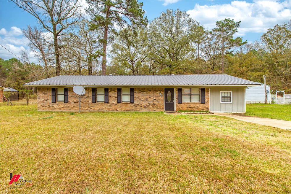 198 Seven Pines Rd, Benton, LA 71006 - photo 1