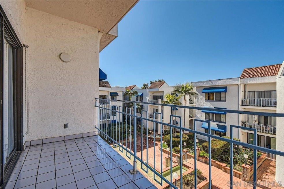 Sold $565,000