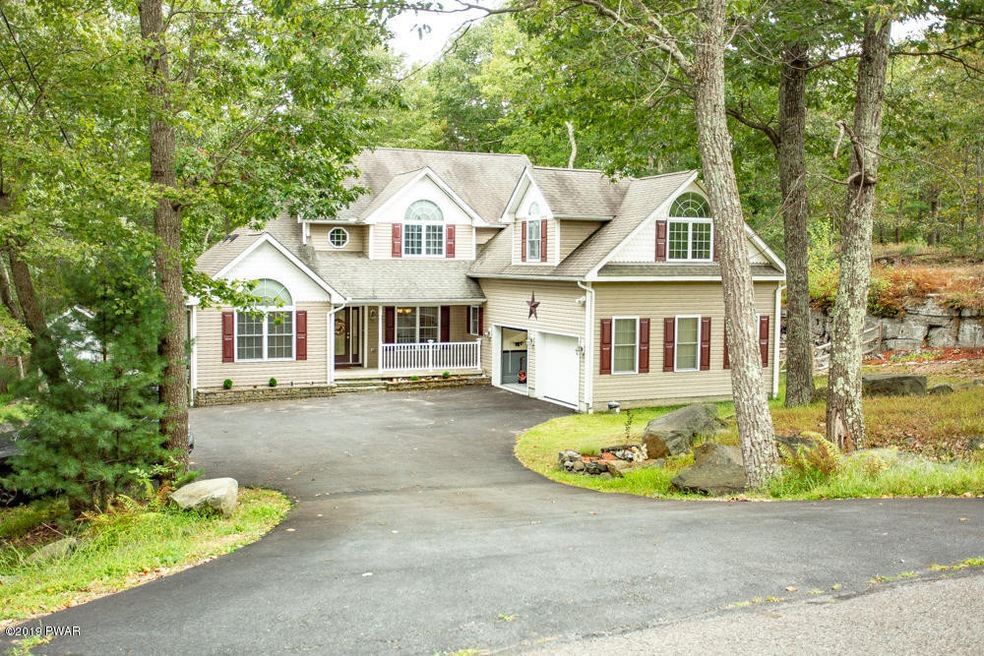 175 Oak Ridge Dr, Milford, PA 18337 - photo 1