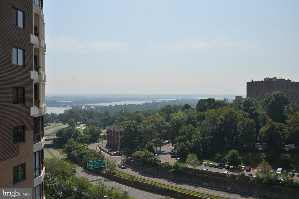 The Belvedere unit 1225, Arlington, VA 22209 - photo 1