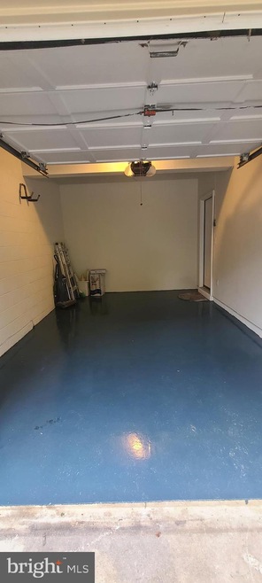 4 Mayapple Ct, Towson, MD 21286 - photo 1