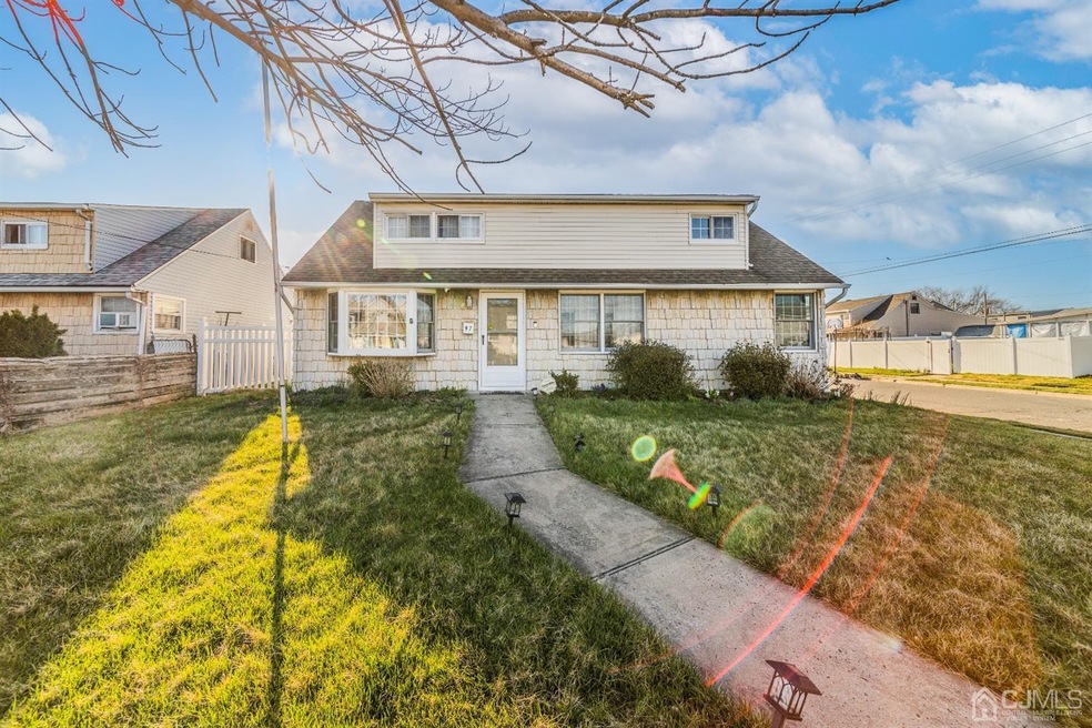 97 Daniel St, Carteret, NJ 07008 - photo 1