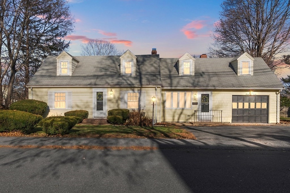 37 Hyde St, Danvers, MA 01923 - photo 1