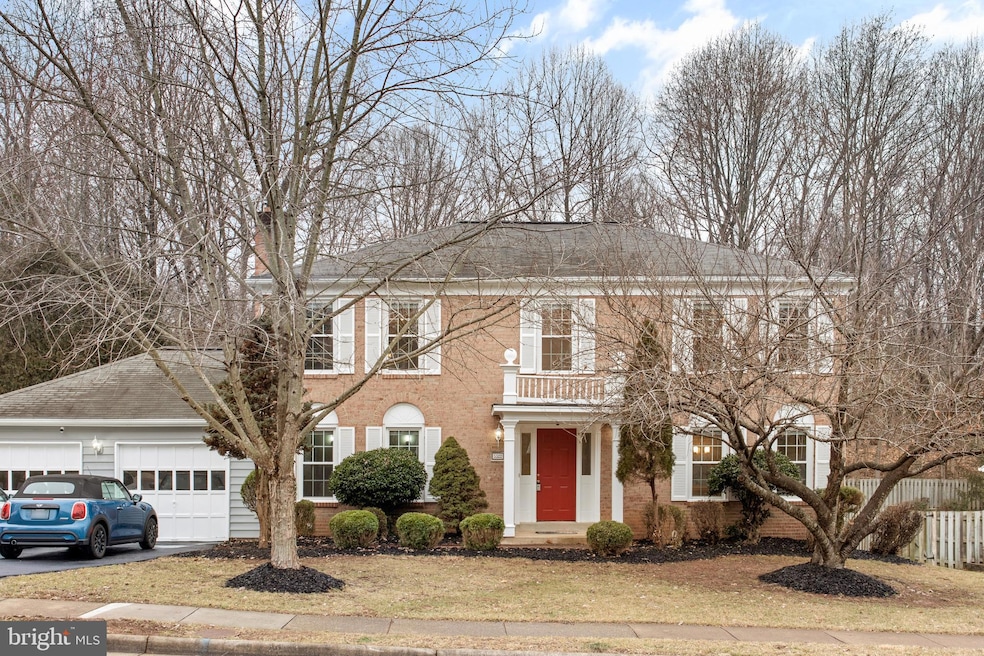 5322 Hampton Forest Way, Fairfax, VA 22030 - photo 1