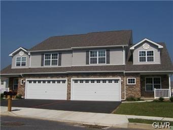 862 S Fork Dr, Easton, PA 18040 - photo 1