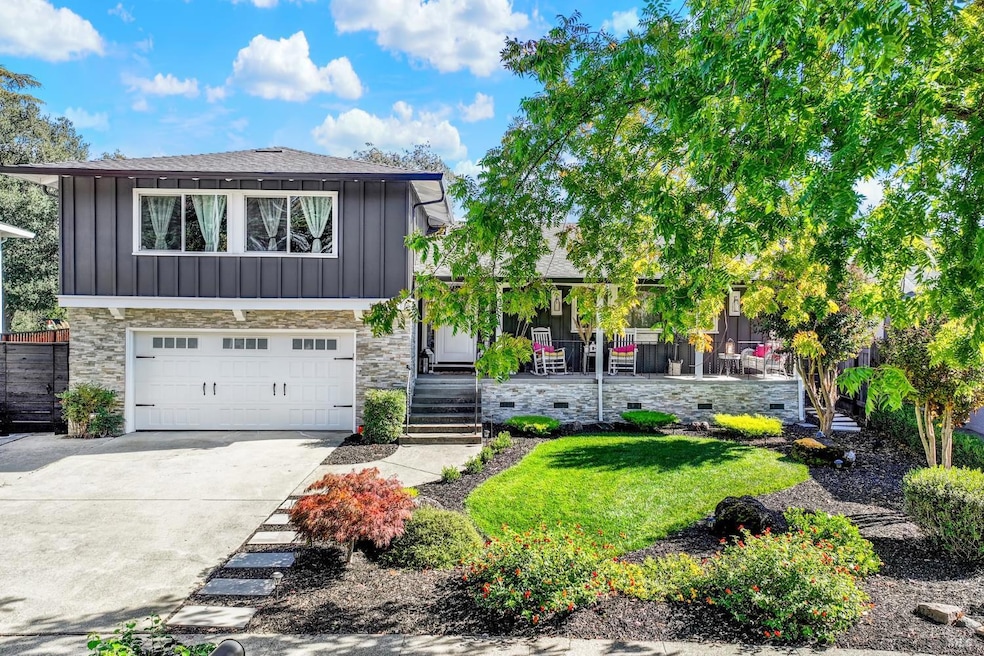 1008 Dellbrook Dr, Napa, CA 94558 - photo 1