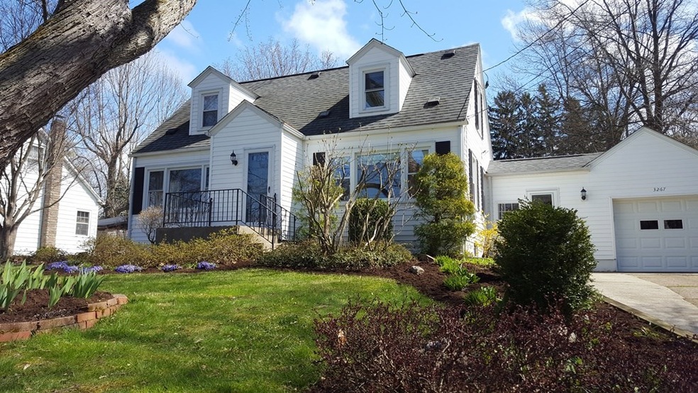 3267 W 32nd St, Erie, PA 16506 - photo 1