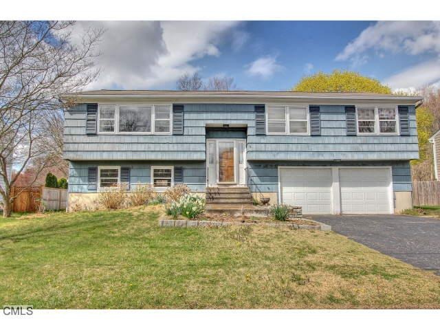 80 Hunter Rd, Fairfield, CT 06824 - photo 1