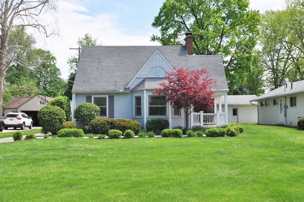 Great curb appeal!