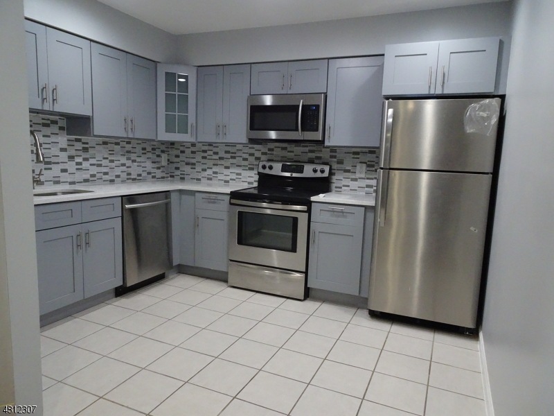 Renaissance Manor unit N308, Clifton, NJ 07013 - photo 1
