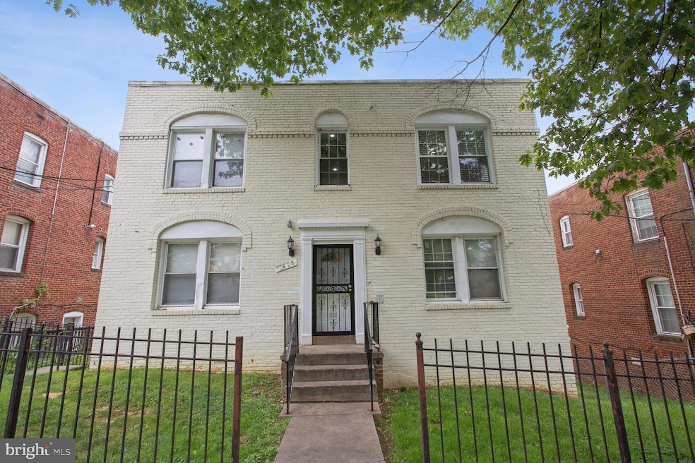 For Rent $1,650/month