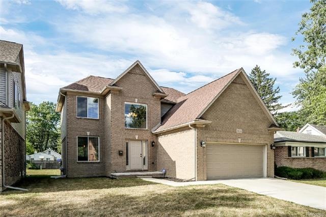 1 22233 Violet St Saint Clair-large-024-19-22233 V