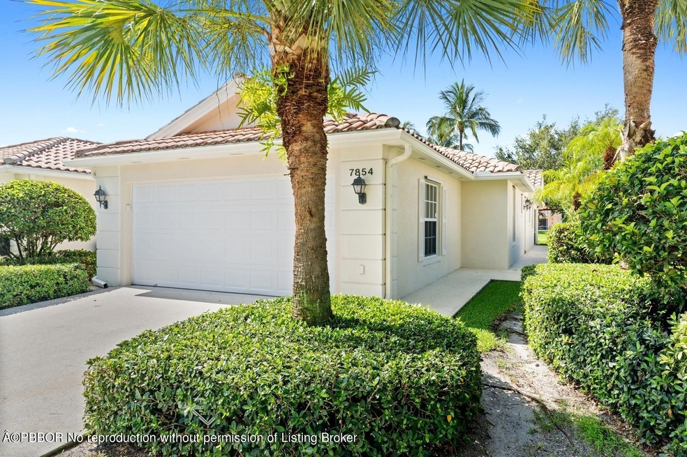 01_7854PineIslandWay_57_FrontView_Custom