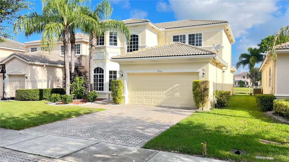 19351 SW 61st St, Fort Lauderdale, FL 33332 - photo 1