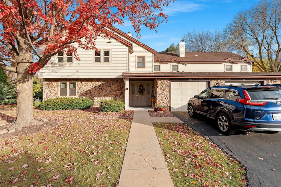 1820 Ridgeway Dr unit 11A, de Pere, WI 54115 - photo 1