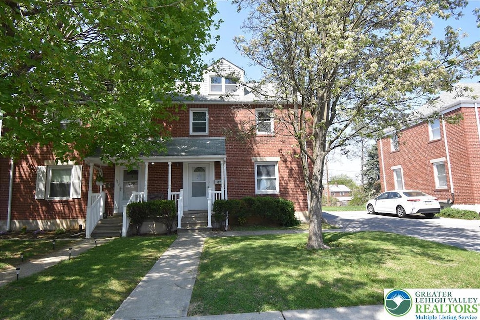 1813 17th St SW, Allentown, PA 18103 - photo 1