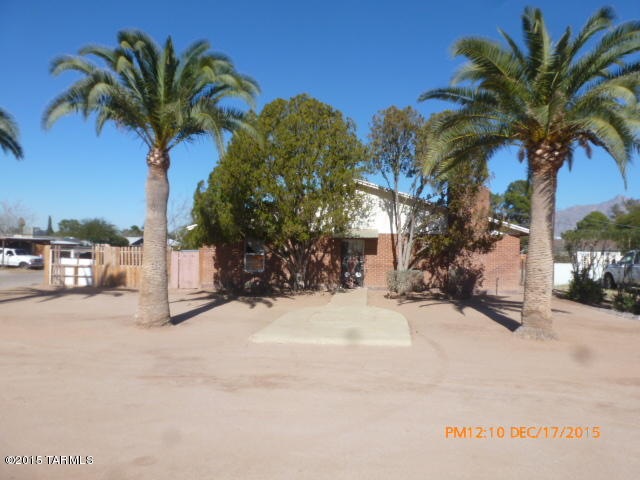LISTING PHOTOS (1)