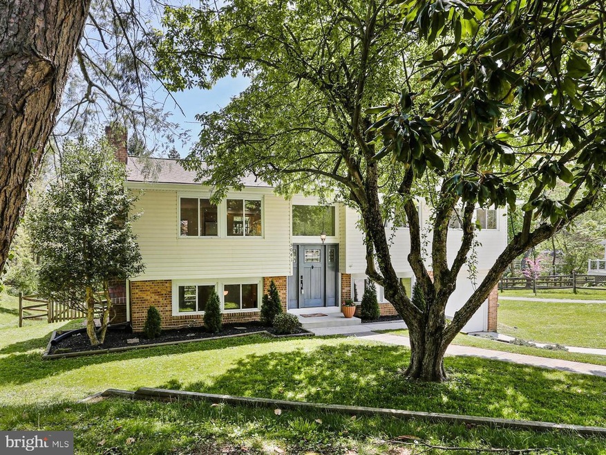 5041 Round Tower Place, Columbia, MD 21044 - photo 1