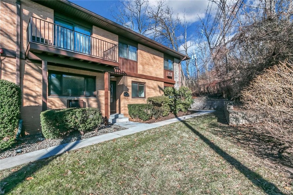 4 W Lawrence Park Dr unit 16, Piermont, NY 10968 - photo 1