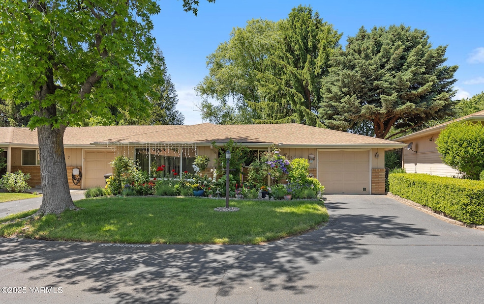 7610 Summitview Ave #6