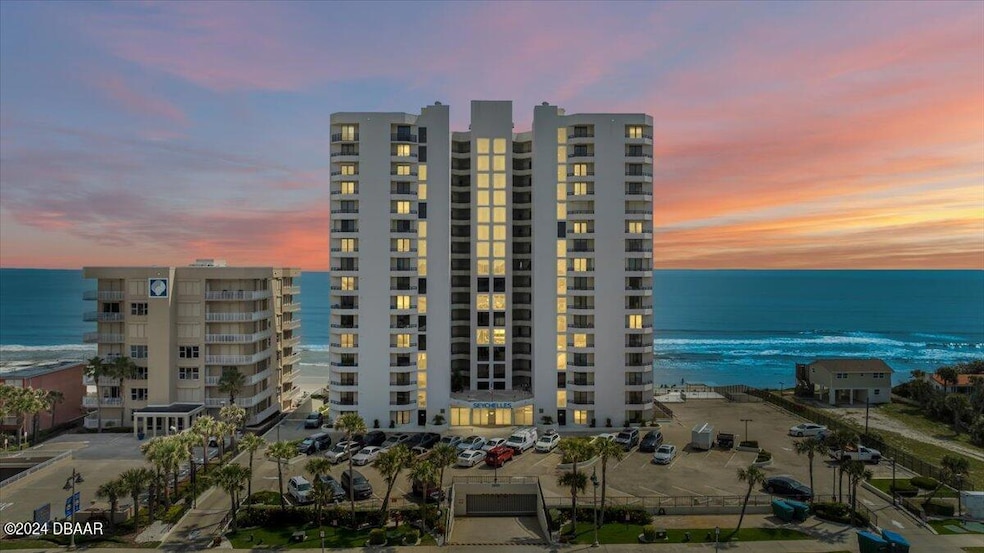 Seychelles Condominium unit PH5, Daytona Beach, FL 32118 - photo 1